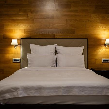 Therme Criss 발로테슈티 외부 사진